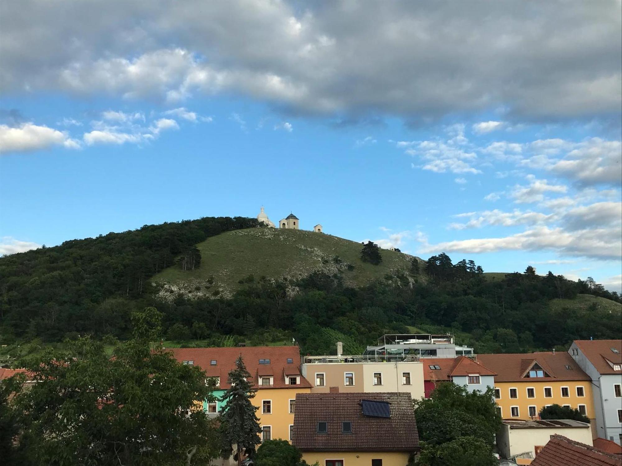 Nicolsburg Hotel Mikulov Exterior photo
